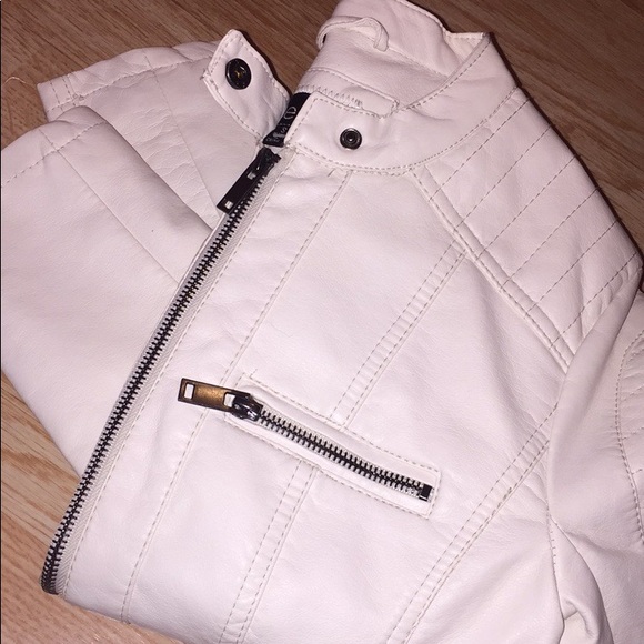 *NICE* Cream motojacket!! NEW🖤 - Picture 6 of 7